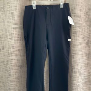 Vuori pants for women.